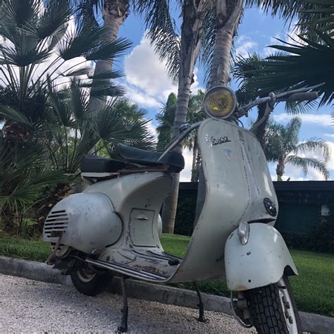 www.LaVespaDue.it Ricambi Vespa e Accessori .